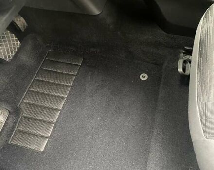 Сірий Фольксваген ID.4, об'ємом двигуна 0 л та пробігом 178 тис. км за 19299 $, фото 24 на Automoto.ua