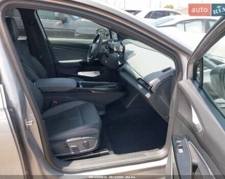 Сірий Фольксваген ID.4, об'ємом двигуна 0 л та пробігом 31 тис. км за 11500 $, фото 5 на Automoto.ua