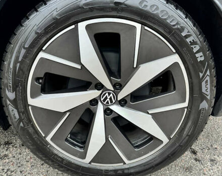 Серый Фольксваген ID.4, объемом двигателя 0 л и пробегом 63 тыс. км за 24500 $, фото 14 на Automoto.ua