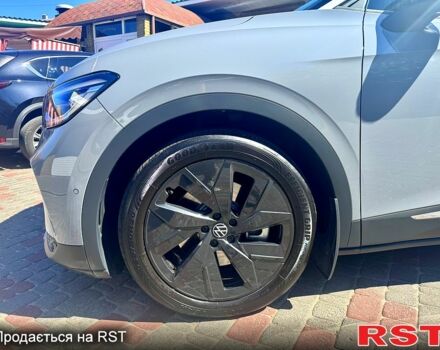 Серый Фольксваген ID.4, объемом двигателя 0 л и пробегом 13 тыс. км за 26500 $, фото 1 на Automoto.ua