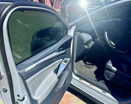 Серый Фольксваген ID.4, объемом двигателя 0 л и пробегом 13 тыс. км за 26500 $, фото 6 на Automoto.ua