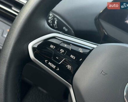 Серый Фольксваген ID.4, объемом двигателя 0 л и пробегом 80 тыс. км за 22500 $, фото 26 на Automoto.ua