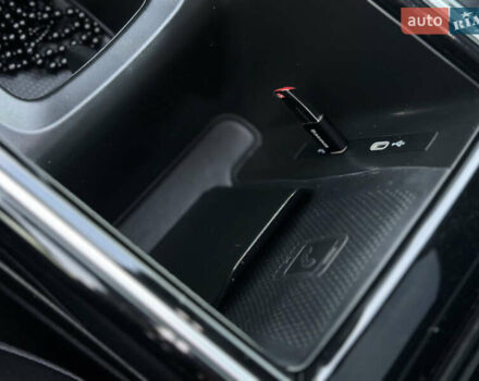 Серый Фольксваген ID.4, объемом двигателя 0 л и пробегом 80 тыс. км за 22500 $, фото 29 на Automoto.ua