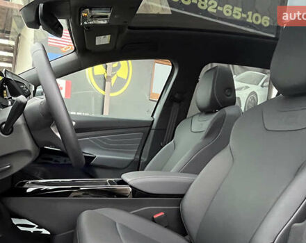 Серый Фольксваген ID.4, объемом двигателя 0 л и пробегом 7 тыс. км за 27400 $, фото 8 на Automoto.ua