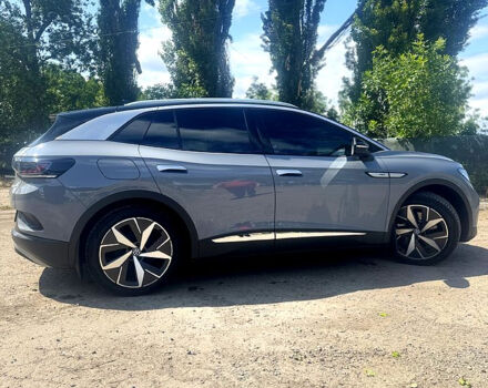 Серый Фольксваген ID.4, объемом двигателя 0 л и пробегом 60 тыс. км за 25500 $, фото 2 на Automoto.ua