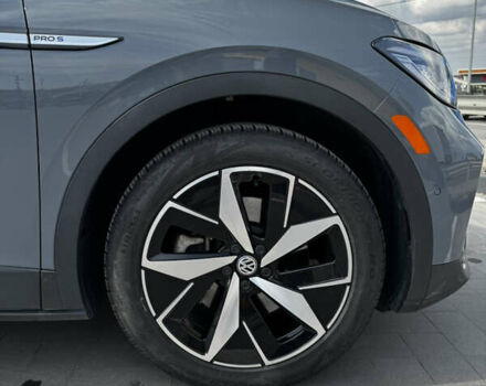 Сірий Фольксваген ID.4, об'ємом двигуна 0 л та пробігом 31 тис. км за 25000 $, фото 14 на Automoto.ua