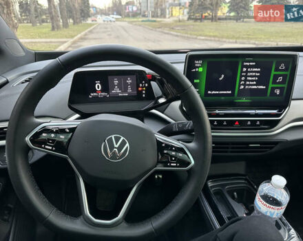 Серый Фольксваген ID.4, объемом двигателя 0 л и пробегом 30 тыс. км за 26999 $, фото 2 на Automoto.ua