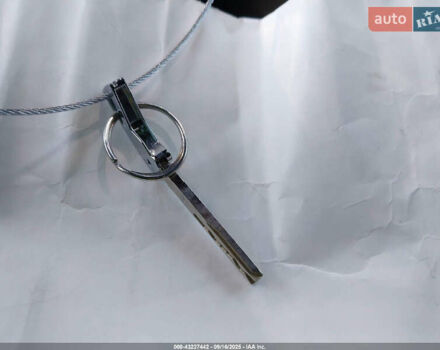 Серый Фольксваген ID.4, объемом двигателя 0 л и пробегом 13 тыс. км за 10000 $, фото 7 на Automoto.ua