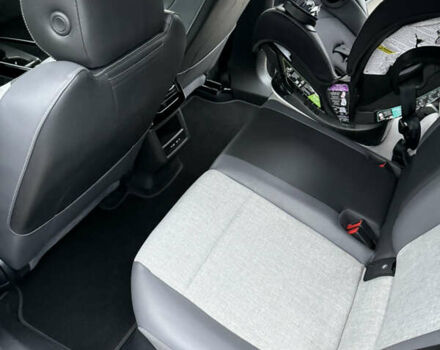 Сірий Фольксваген ID.4, об'ємом двигуна 0 л та пробігом 28 тис. км за 22300 $, фото 29 на Automoto.ua