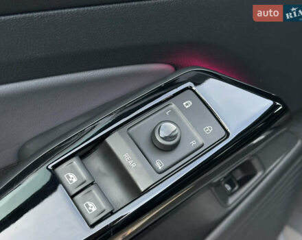 Серый Фольксваген ID.4, объемом двигателя 0 л и пробегом 80 тыс. км за 22500 $, фото 23 на Automoto.ua