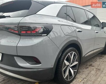 Серый Фольксваген ID.4, объемом двигателя 0 л и пробегом 49 тыс. км за 25999 $, фото 5 на Automoto.ua