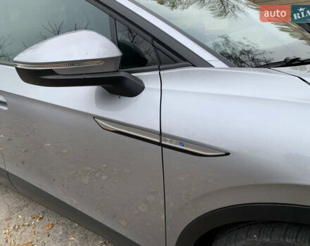 Сірий Фольксваген ID.4, об'ємом двигуна 0 л та пробігом 17 тис. км за 25300 $, фото 10 на Automoto.ua