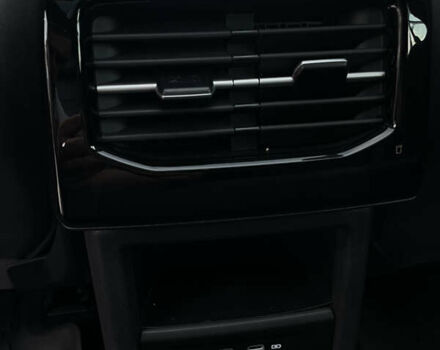 Серый Фольксваген ID.4, объемом двигателя 0 л и пробегом 13 тыс. км за 29000 $, фото 27 на Automoto.ua