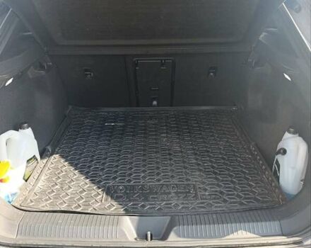 Сірий Фольксваген ID.4, об'ємом двигуна 0 л та пробігом 20 тис. км за 27000 $, фото 10 на Automoto.ua