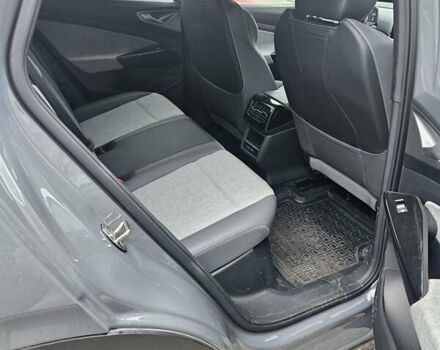 Сірий Фольксваген ID.4, об'ємом двигуна 0 л та пробігом 32 тис. км за 27200 $, фото 6 на Automoto.ua