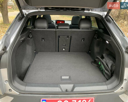 Сірий Фольксваген ID.4, об'ємом двигуна 0 л та пробігом 17 тис. км за 25300 $, фото 5 на Automoto.ua