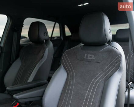 Серый Фольксваген ID.4, объемом двигателя 0 л и пробегом 1 тыс. км за 35500 $, фото 25 на Automoto.ua