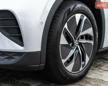 Серый Фольксваген ID.4, объемом двигателя 0 л и пробегом 1 тыс. км за 35500 $, фото 18 на Automoto.ua