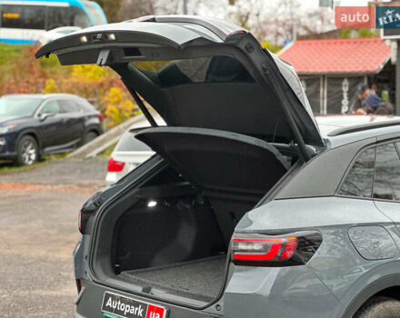 Серый Фольксваген ID.4, объемом двигателя 0 л и пробегом 3 тыс. км за 29990 $, фото 20 на Automoto.ua