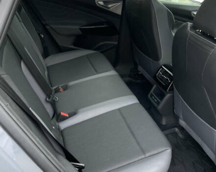 Серый Фольксваген ID.4, объемом двигателя 0 л и пробегом 13 тыс. км за 29000 $, фото 33 на Automoto.ua