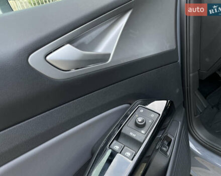 Серый Фольксваген ID.4, объемом двигателя 0 л и пробегом 13 тыс. км за 29000 $, фото 16 на Automoto.ua