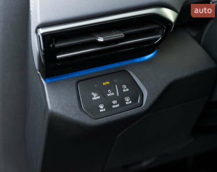 Серый Фольксваген ID.4, объемом двигателя 0 л и пробегом 1 тыс. км за 35500 $, фото 24 на Automoto.ua