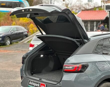 Серый Фольксваген ID.4, объемом двигателя 0 л и пробегом 3 тыс. км за 29990 $, фото 20 на Automoto.ua