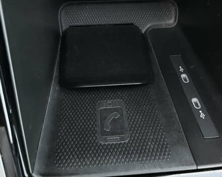 Серый Фольксваген ID.4, объемом двигателя 0 л и пробегом 13 тыс. км за 29000 $, фото 35 на Automoto.ua