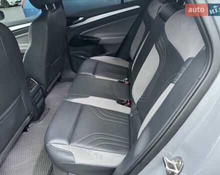 Сірий Фольксваген ID.4, об'ємом двигуна 0 л та пробігом 72 тис. км за 25500 $, фото 10 на Automoto.ua