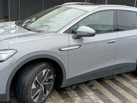 Серый Фольксваген ID.4, объемом двигателя 0 л и пробегом 127 тыс. км за 21500 $, фото 1 на Automoto.ua