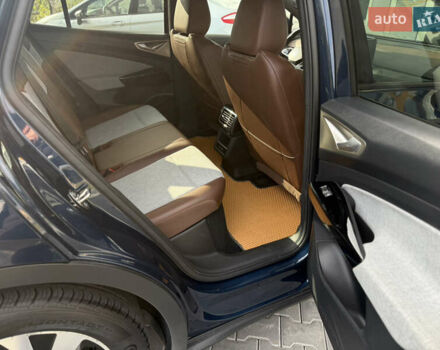 Синий Фольксваген ID.4, объемом двигателя 0 л и пробегом 5 тыс. км за 22499 $, фото 100 на Automoto.ua