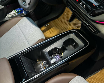 Синий Фольксваген ID.4, объемом двигателя 0 л и пробегом 7 тыс. км за 22999 $, фото 80 на Automoto.ua