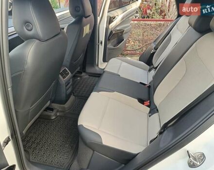 Белый Фольксваген ID.4 Crozz, объемом двигателя 0 л и пробегом 76 тыс. км за 20300 $, фото 22 на Automoto.ua