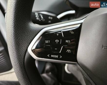 Белый Фольксваген ID.4 Crozz, объемом двигателя 0 л и пробегом 64 тыс. км за 24500 $, фото 3 на Automoto.ua