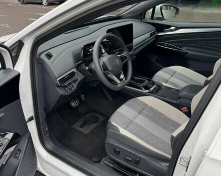 Белый Фольксваген ID.4 Crozz, объемом двигателя 0 л и пробегом 57 тыс. км за 22500 $, фото 5 на Automoto.ua