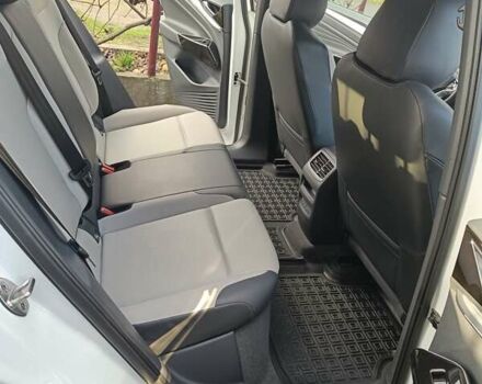 Белый Фольксваген ID.4 Crozz, объемом двигателя 0 л и пробегом 76 тыс. км за 20300 $, фото 24 на Automoto.ua