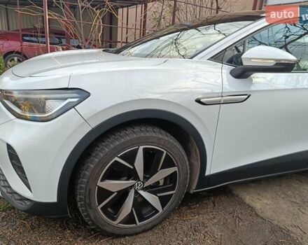 Белый Фольксваген ID.4 Crozz, объемом двигателя 0 л и пробегом 76 тыс. км за 20300 $, фото 4 на Automoto.ua