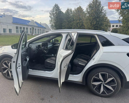 Белый Фольксваген ID.4 Crozz, объемом двигателя 0 л и пробегом 106 тыс. км за 25500 $, фото 13 на Automoto.ua