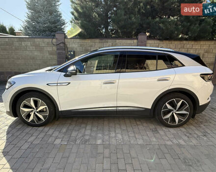 Белый Фольксваген ID.4 Crozz, объемом двигателя 0 л и пробегом 47 тыс. км за 24500 $, фото 1 на Automoto.ua