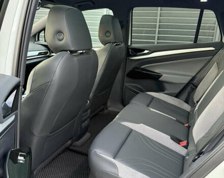 Белый Фольксваген ID.4 Crozz, объемом двигателя 0 л и пробегом 20 тыс. км за 25500 $, фото 13 на Automoto.ua