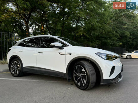 Белый Фольксваген ID.4 Crozz, объемом двигателя 2.5 л и пробегом 28 тыс. км за 24500 $, фото 1 на Automoto.ua