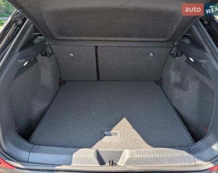 Красный Фольксваген ID.4 Crozz, объемом двигателя 0 л и пробегом 48 тыс. км за 25600 $, фото 30 на Automoto.ua