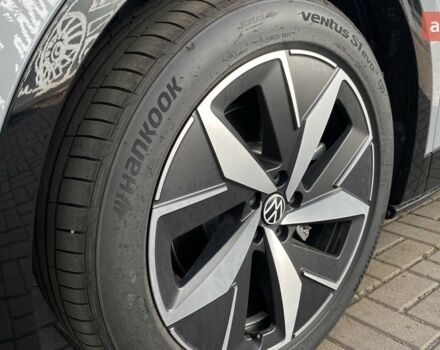 купить новое авто Фольксваген ID.4 Crozz 2024 года от официального дилера E-SKM Черкаси Фольксваген фото