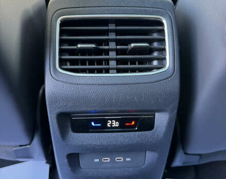 Серый Фольксваген ID.4 Crozz, объемом двигателя 0 л и пробегом 38 тыс. км за 25699 $, фото 8 на Automoto.ua