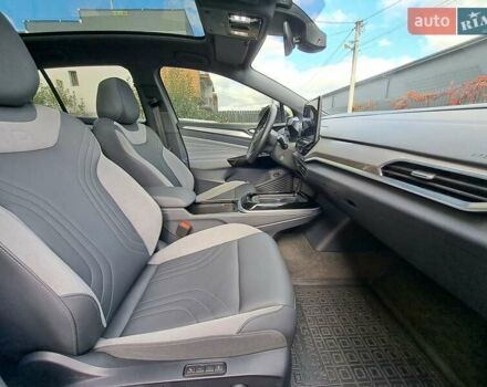 Серый Фольксваген ID.4 Crozz, объемом двигателя 0 л и пробегом 39 тыс. км за 23700 $, фото 4 на Automoto.ua