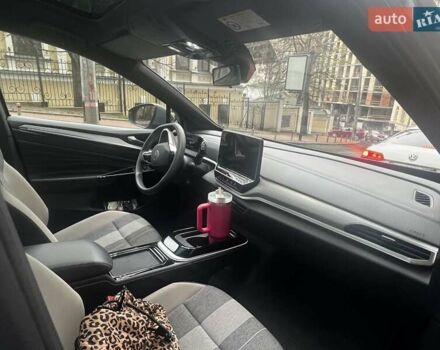 Серый Фольксваген ID.4 Crozz, объемом двигателя 0 л и пробегом 78 тыс. км за 21900 $, фото 3 на Automoto.ua