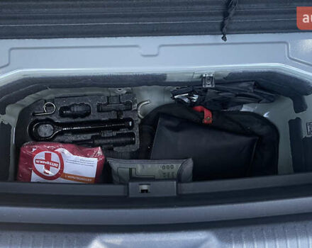 Сірий Фольксваген ID.4 Crozz, об'ємом двигуна 0 л та пробігом 7 тис. км за 29999 $, фото 36 на Automoto.ua