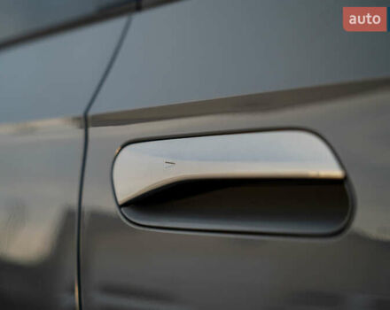 Серый Фольксваген ID.4 Crozz, объемом двигателя 0 л и пробегом 14 тыс. км за 27900 $, фото 17 на Automoto.ua