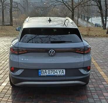 Серый Фольксваген ID.4 Crozz, объемом двигателя 0 л и пробегом 49 тыс. км за 27500 $, фото 2 на Automoto.ua