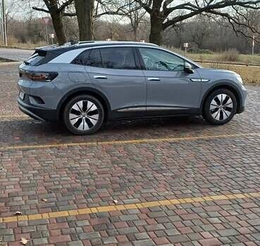 Серый Фольксваген ID.4 Crozz, объемом двигателя 0 л и пробегом 49 тыс. км за 27500 $, фото 3 на Automoto.ua